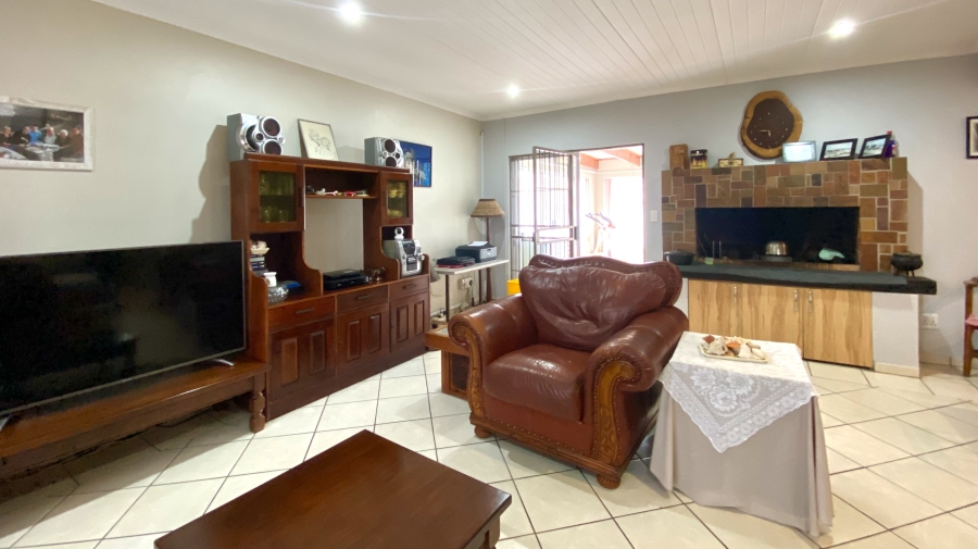5 Bedroom Property for Sale in Port Owen Western Cape